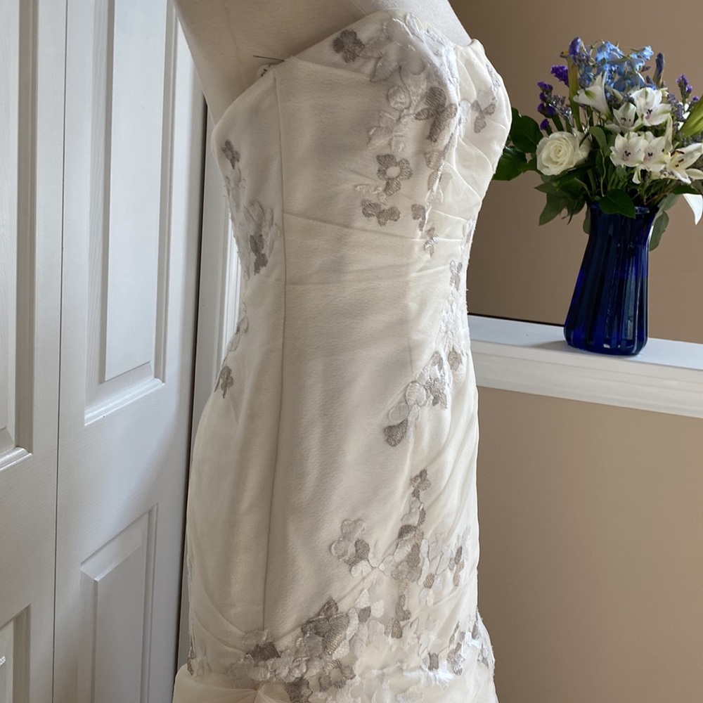 Galina wedding dress size 6 - Picture 7 of 14